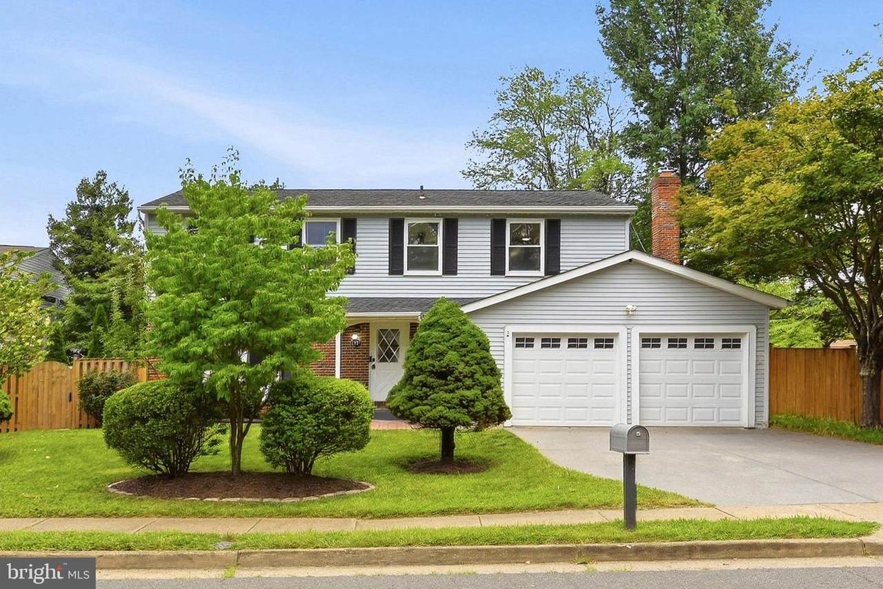 107 Appletree Drive - Photo 1