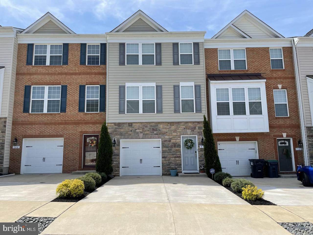 706 Bunker Lane - Photo 1