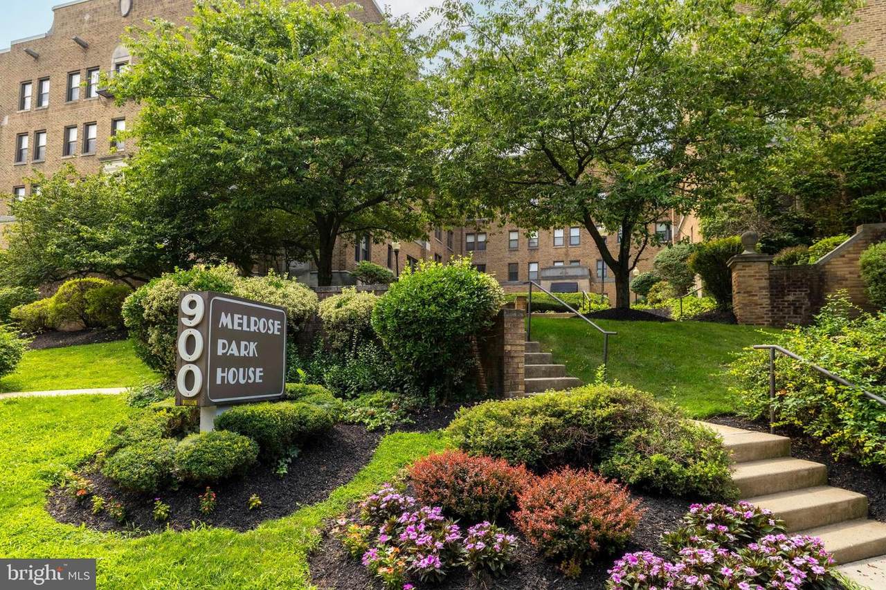 900 Valley Road - Photo 1
