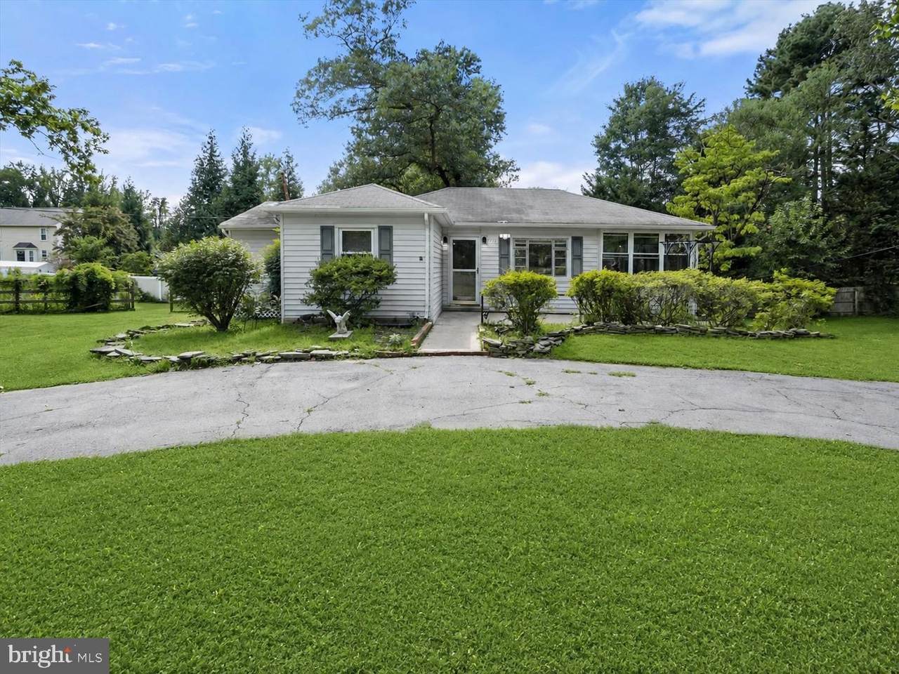 7116 Neuman Street - Photo 1
