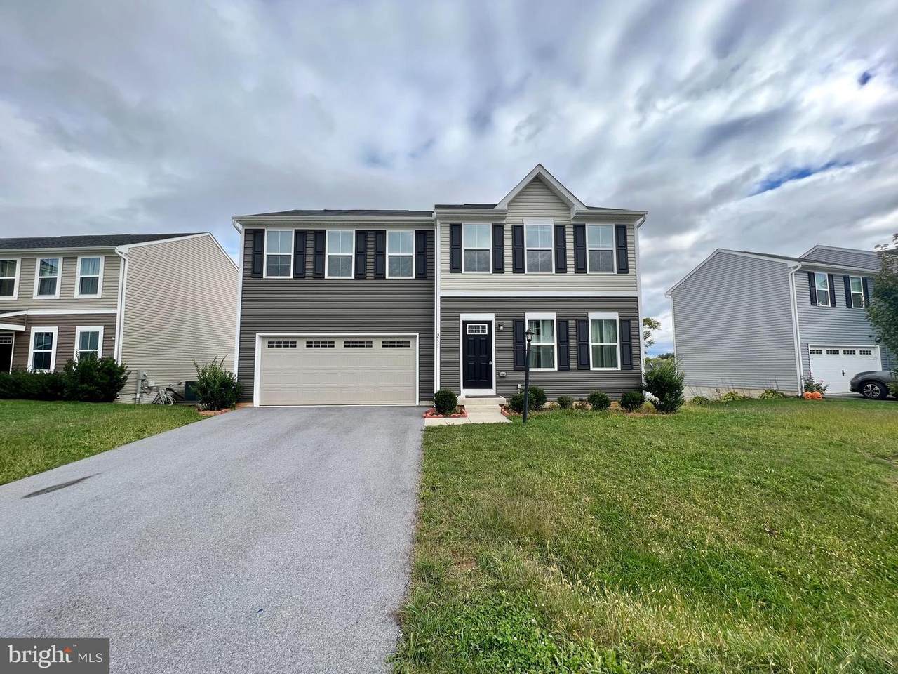 255 Severna Parkway - Photo 1