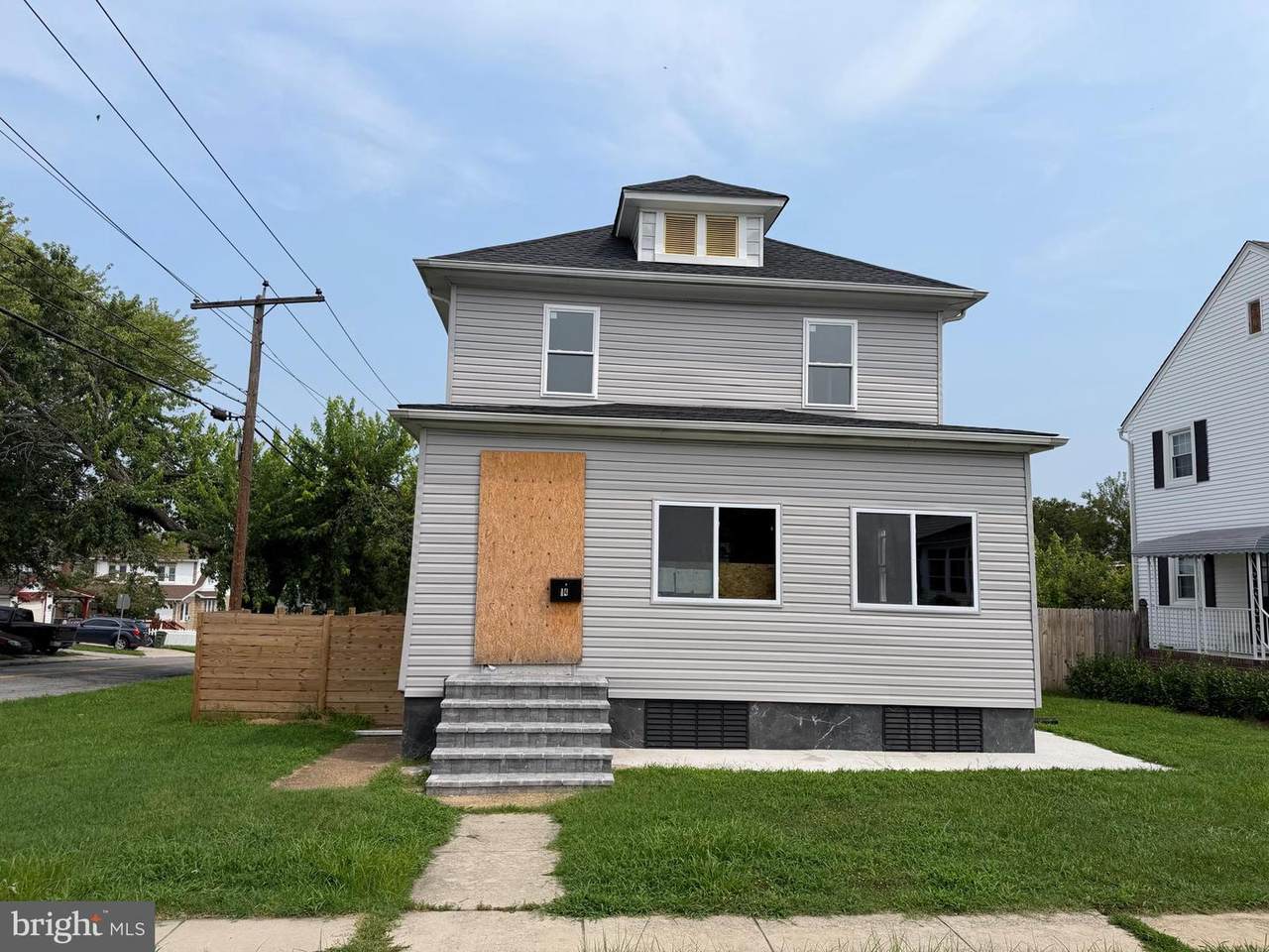 14 3RD Avenue - Photo 1