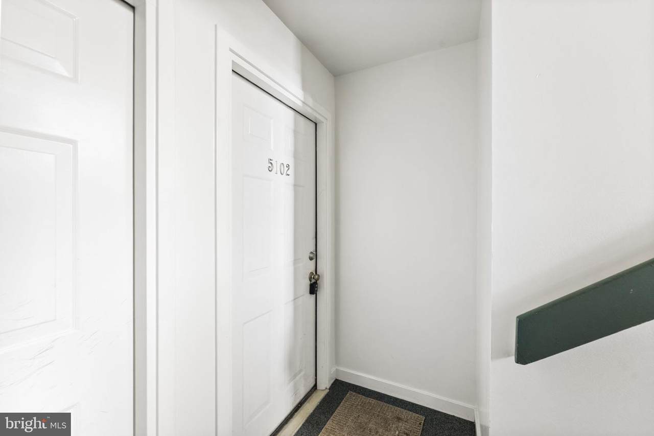 https://bt-photos.global.ssl.fastly.net/brightmls/1280_boomver_1_805258583912-2.jpg