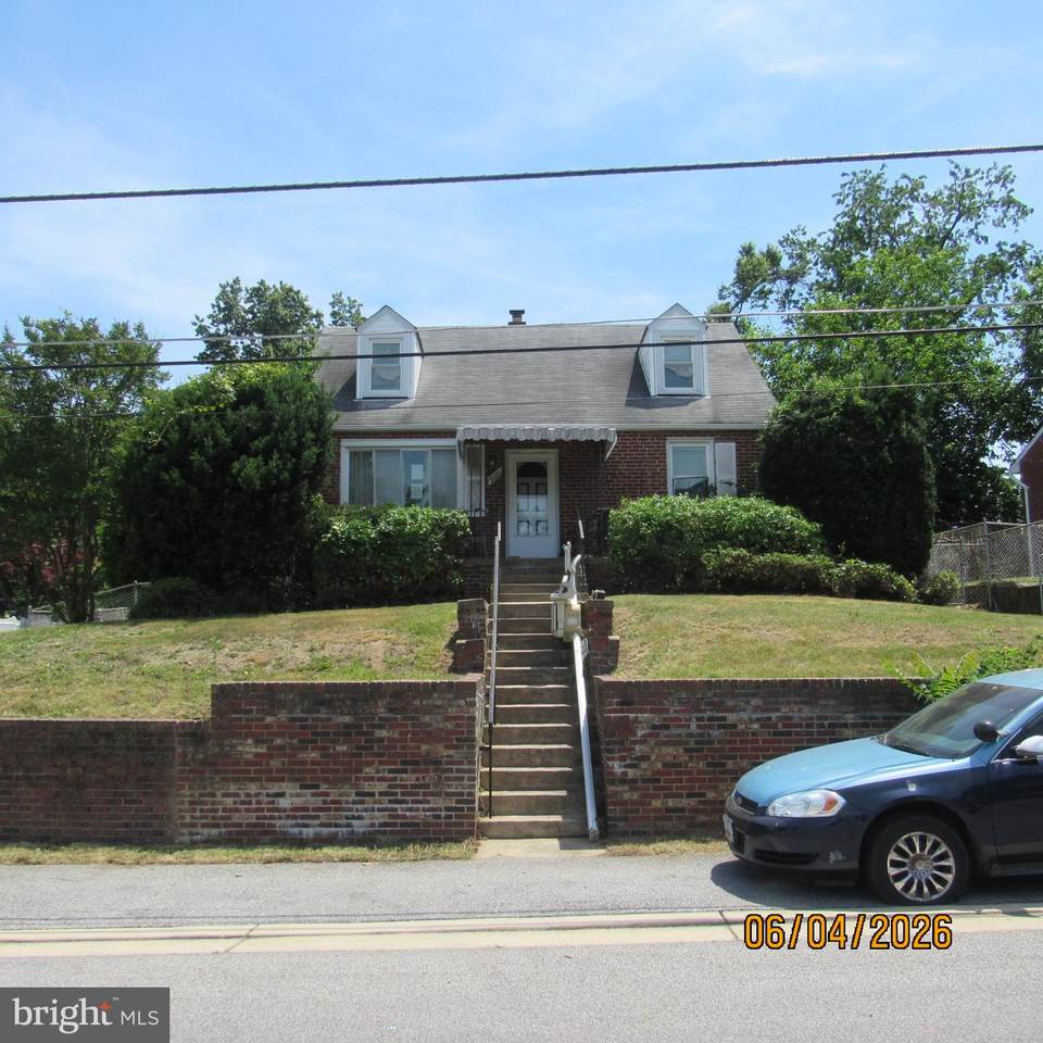 2000 Gaylord Drive - Photo 1