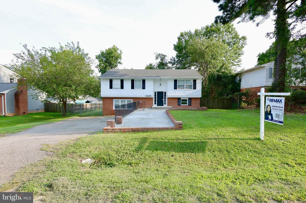 5005 Blake Drive - Photo 1