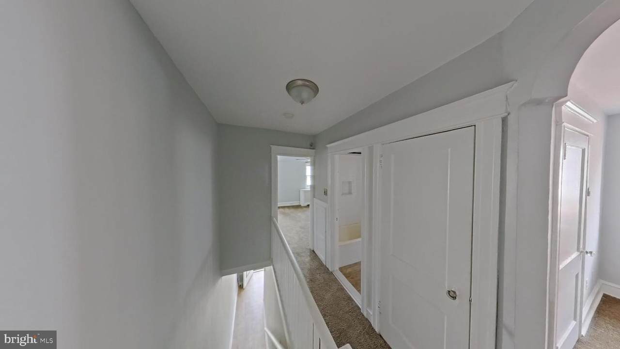 https://bt-photos.global.ssl.fastly.net/brightmls/1280_boomver_1_805261107992-2.jpg