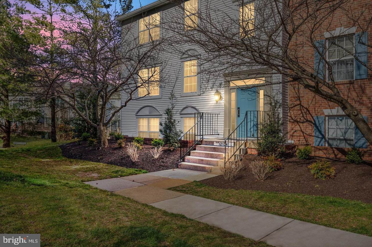 12104 Greenway Court - Photo 1