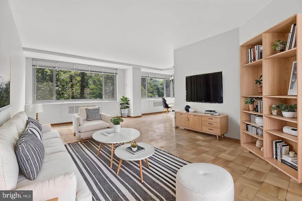 4200 Cathedral Avenue - Photo 1
