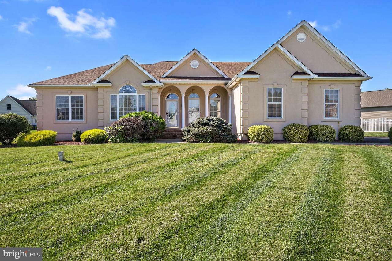 85 Redcrest Court - Photo 1