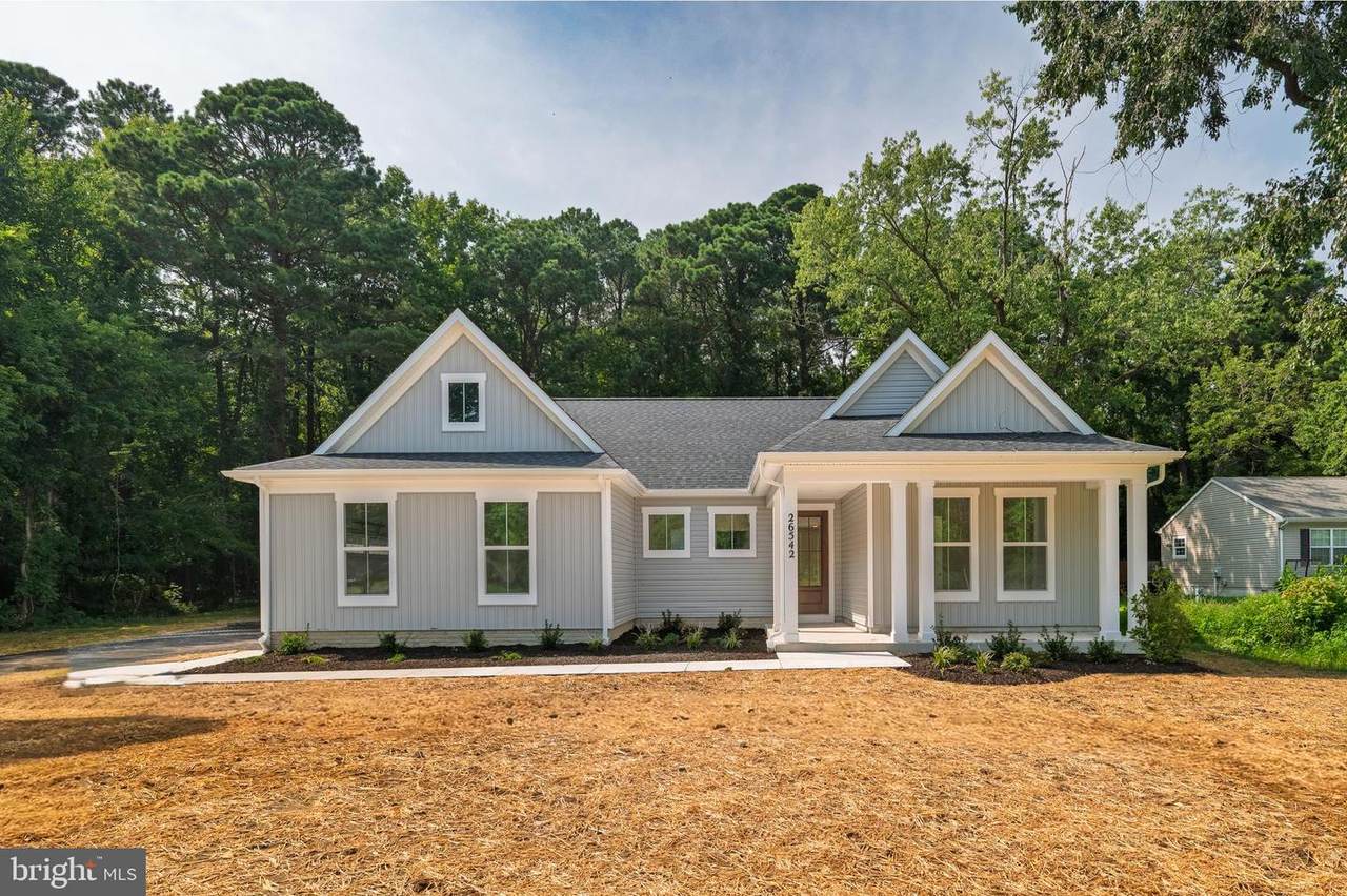 26542 Royal Oak Road - Photo 1
