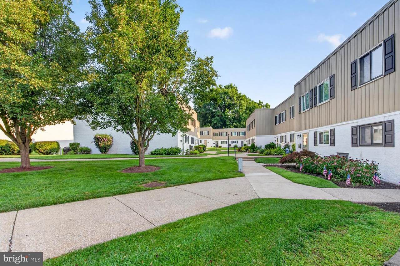 https://bt-photos.global.ssl.fastly.net/brightmls/1280_boomver_1_805264068598-2.jpg