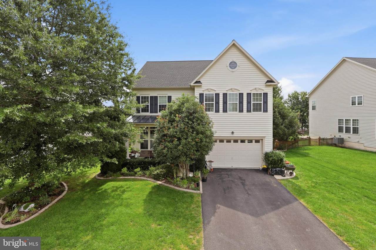 25 Charter Gate Drive - Photo 1