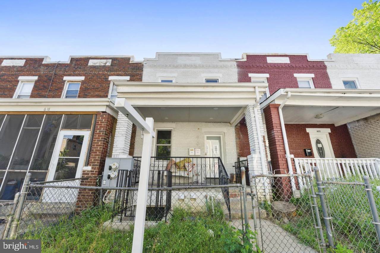 620 20TH Street - Photo 1