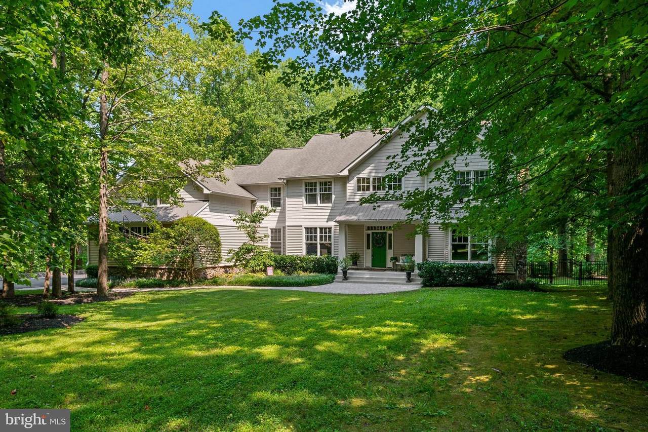 5223 Grenock Drive - Photo 1
