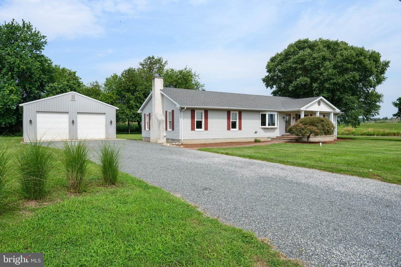 7982 Radcliffe Road - Photo 1