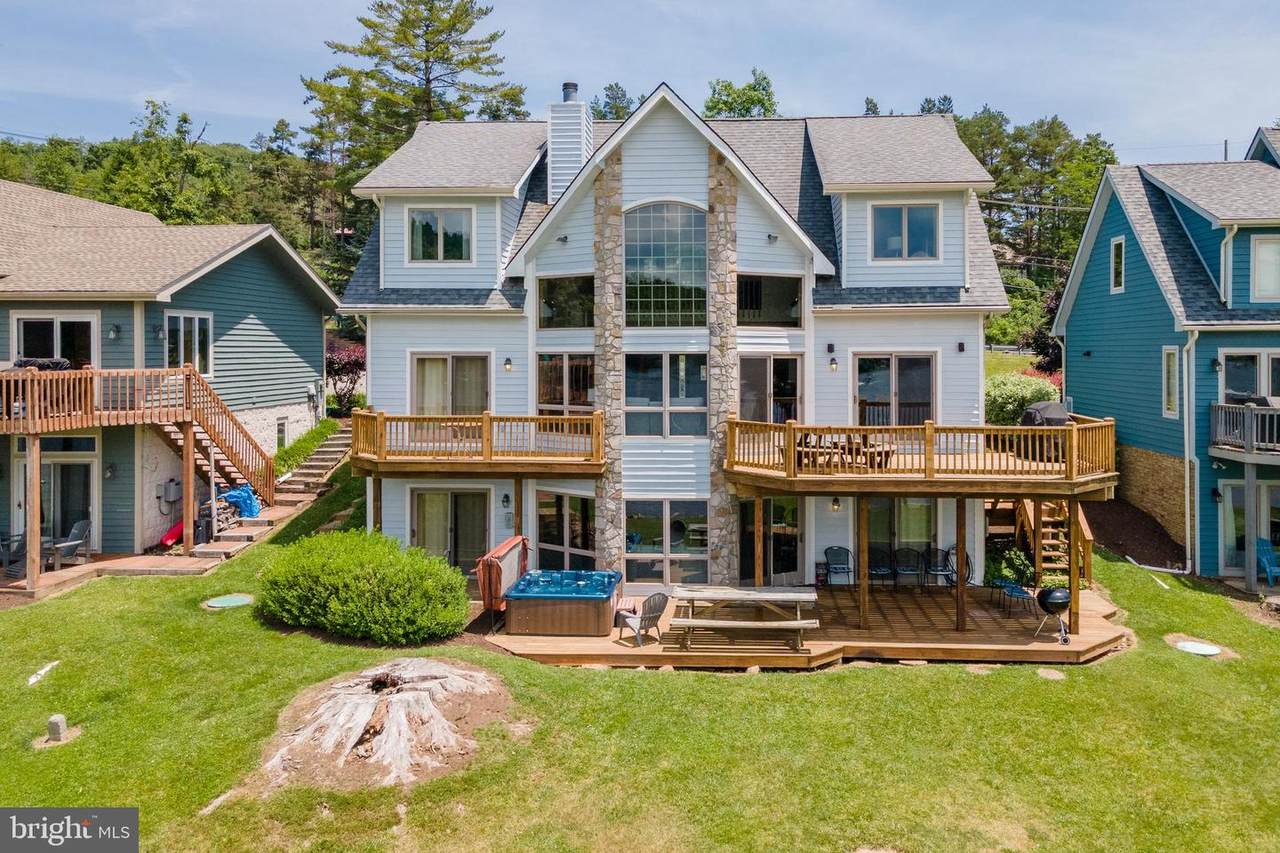 22181 Garrett Highway - Photo 1