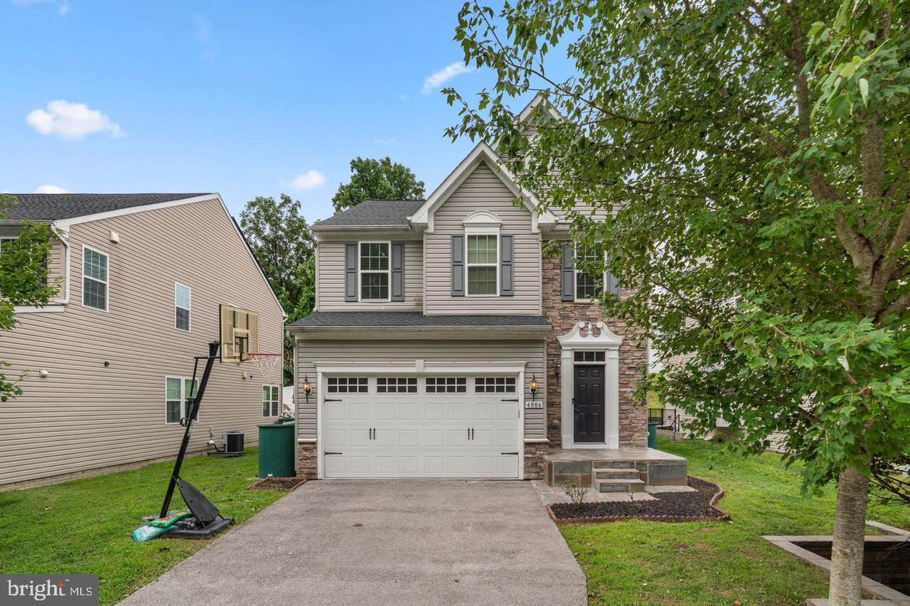 4986 Windpower Way - Photo 1