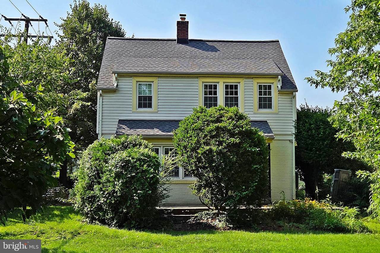 1906 Ives Street - Photo 1