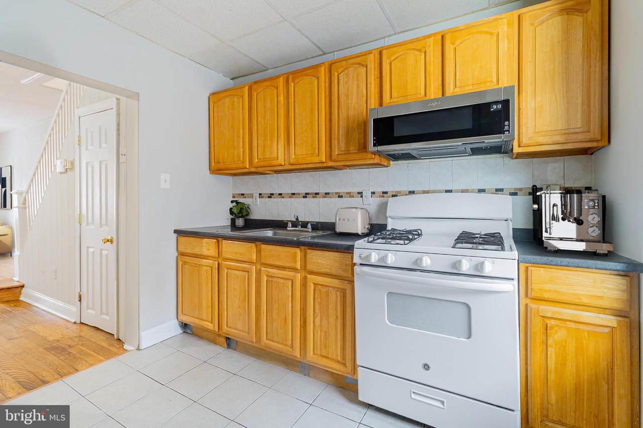 1528 Hollywood Street - Photo 1