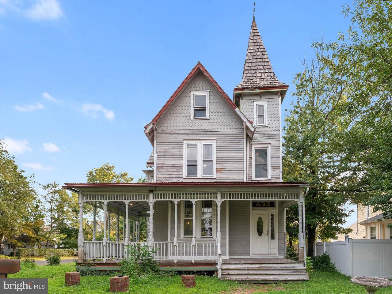 635 Morgan Avenue - Photo 1