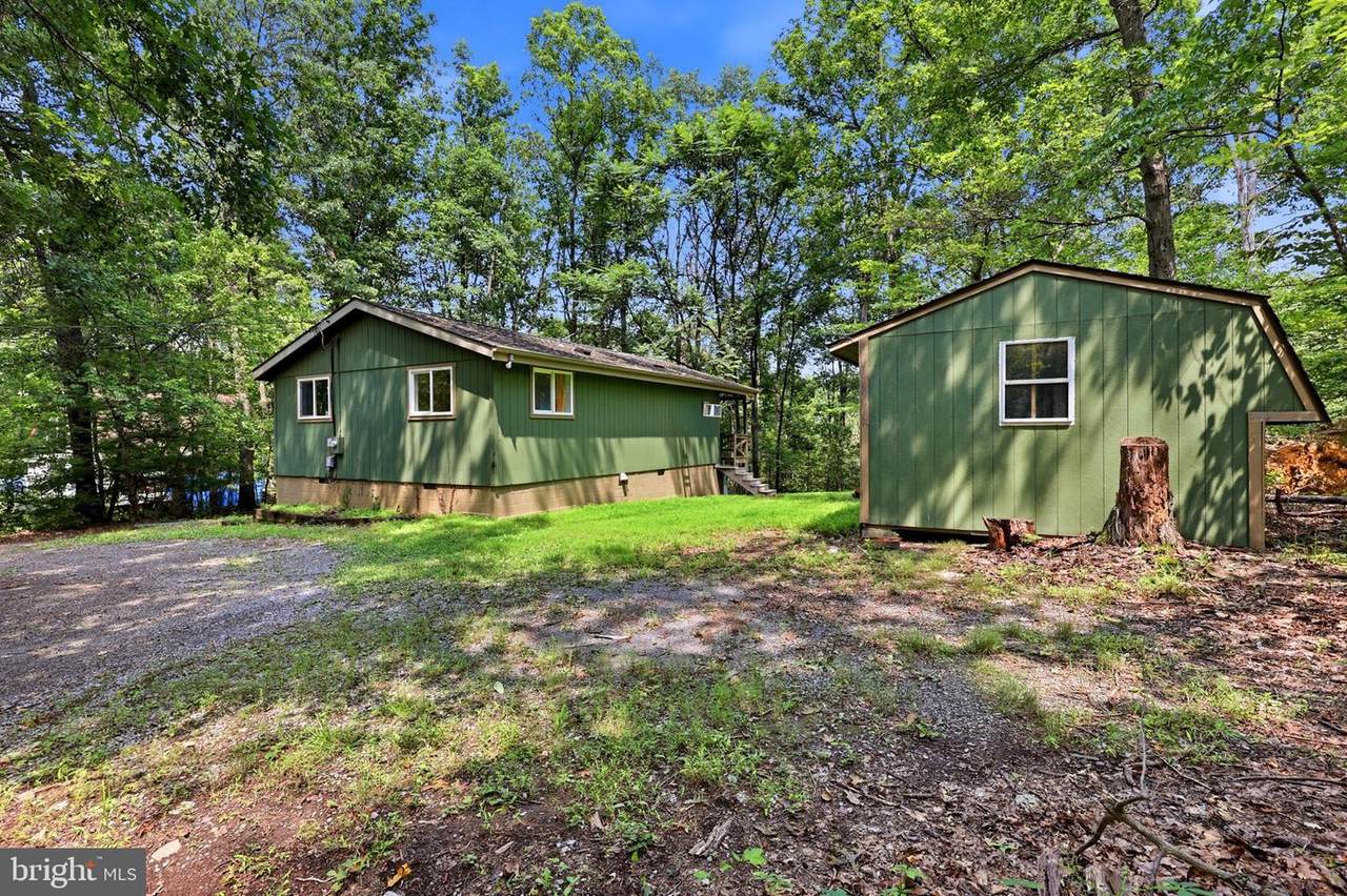 https://bt-photos.global.ssl.fastly.net/brightmls/1280_boomver_1_805266938606-2.jpg