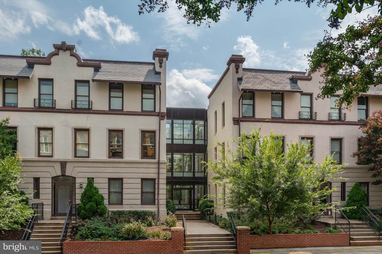1840 Vernon Street - Photo 1