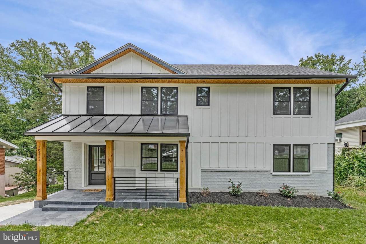 10211 Stratford Avenue - Photo 1