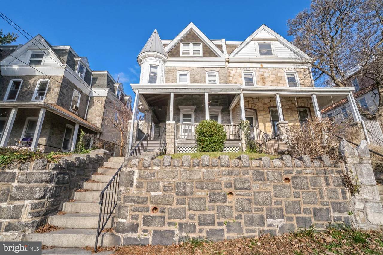 201 Sumac Street - Photo 1