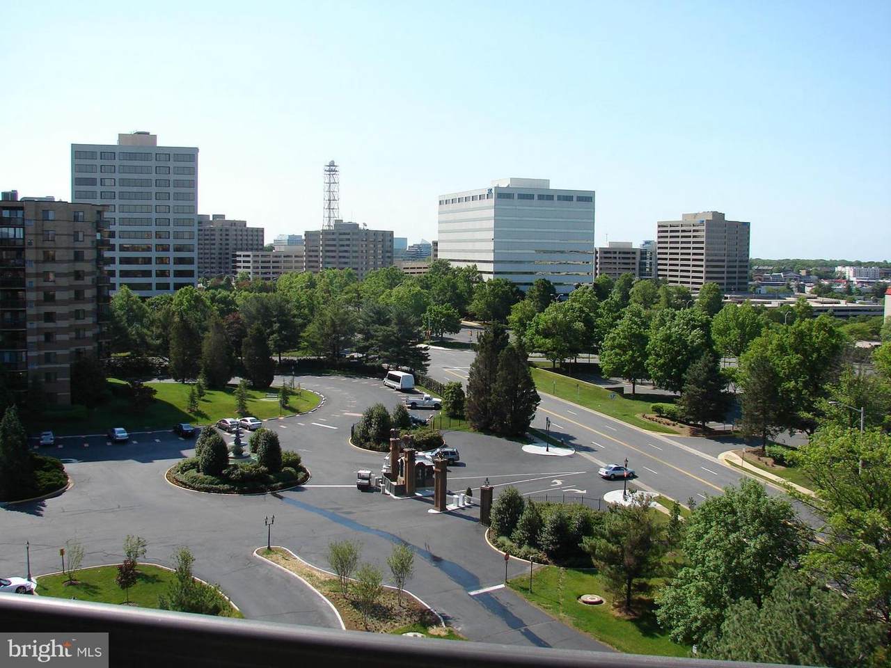 https://bt-photos.global.ssl.fastly.net/brightmls/1280_boomver_1_805268911576-2.jpg