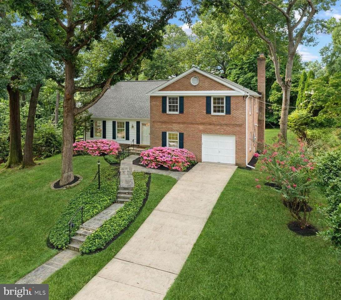 11412 Rolling House Rd - Photo 1
