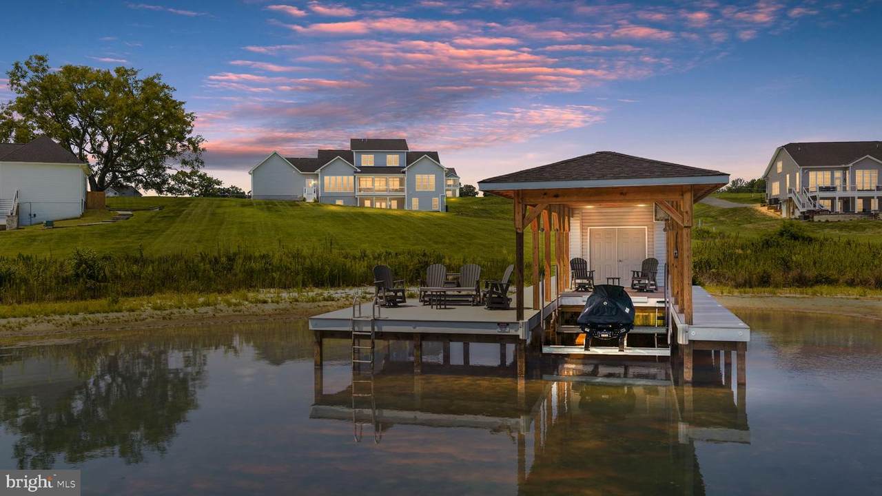 https://bt-photos.global.ssl.fastly.net/brightmls/1280_boomver_1_805270078258-2.jpg