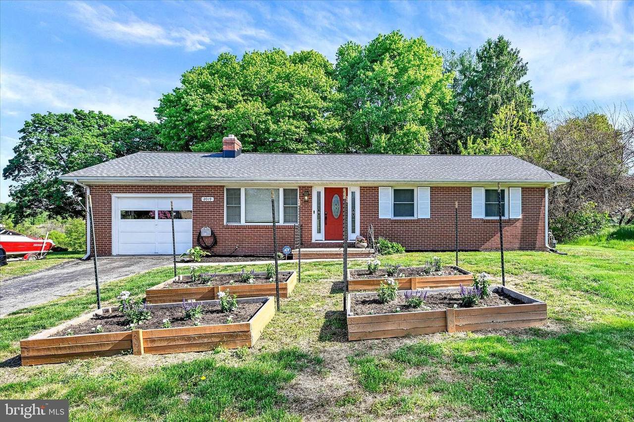 2019 Fountain Green Road - Photo 1