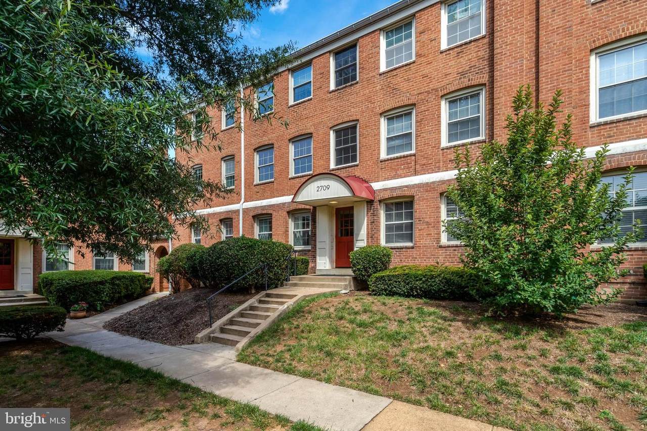 2709 Arlington Boulevard - Photo 1