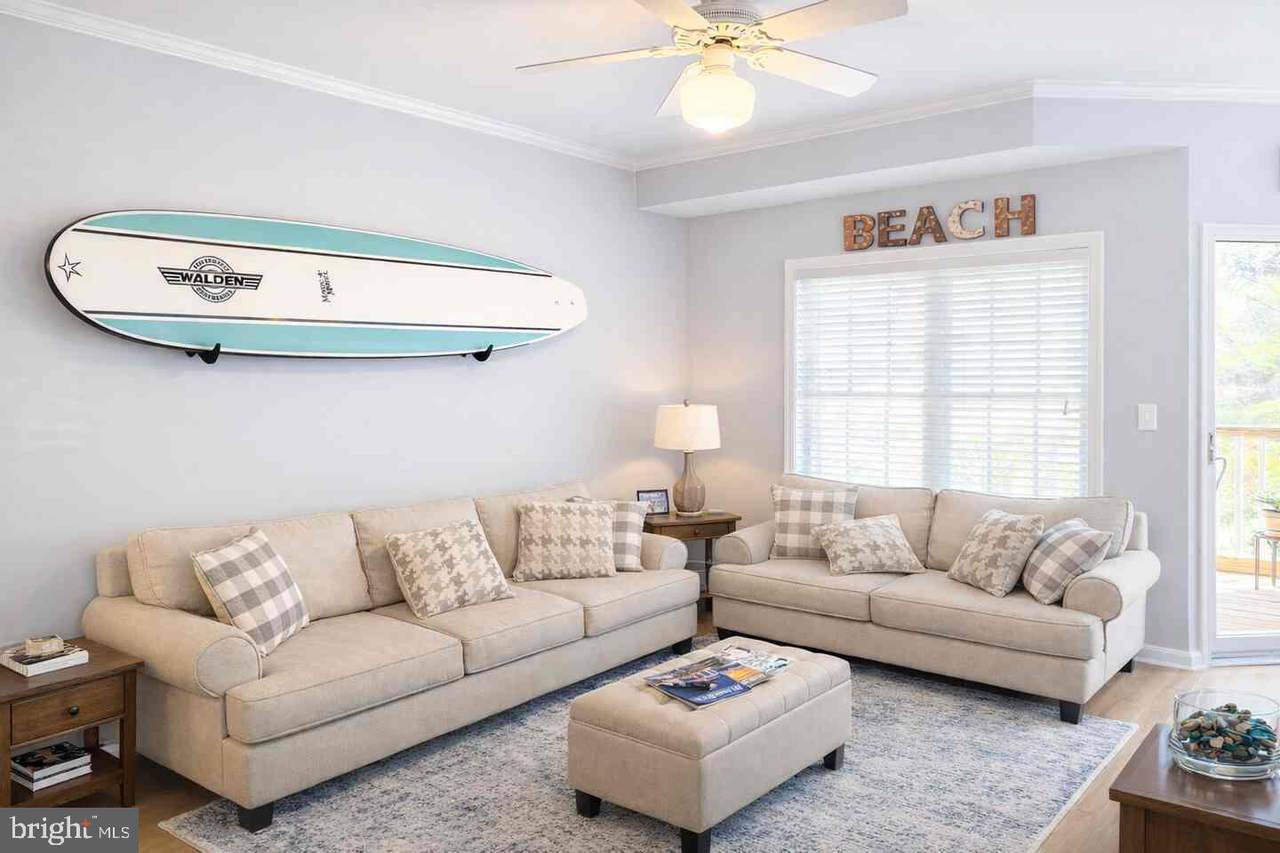 4302 Sandpiper Drive - Photo 1