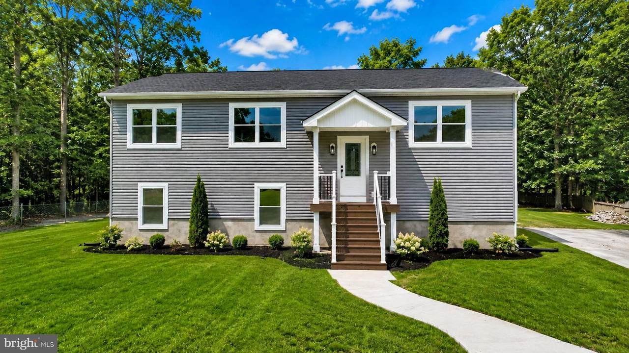1135 Ocean Heights Avenue - Photo 1