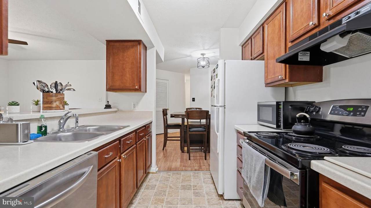 11238 Torrie Way - Photo 1