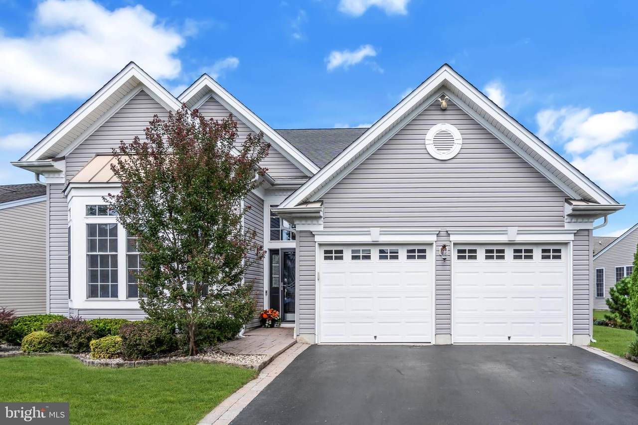 19 Goddard Drive - Photo 1