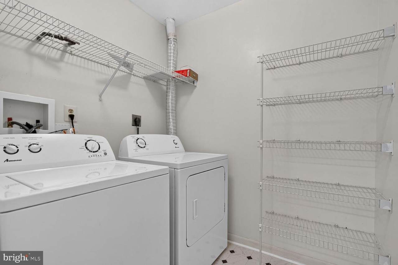 https://bt-photos.global.ssl.fastly.net/brightmls/1280_boomver_1_805275235544-2.jpg