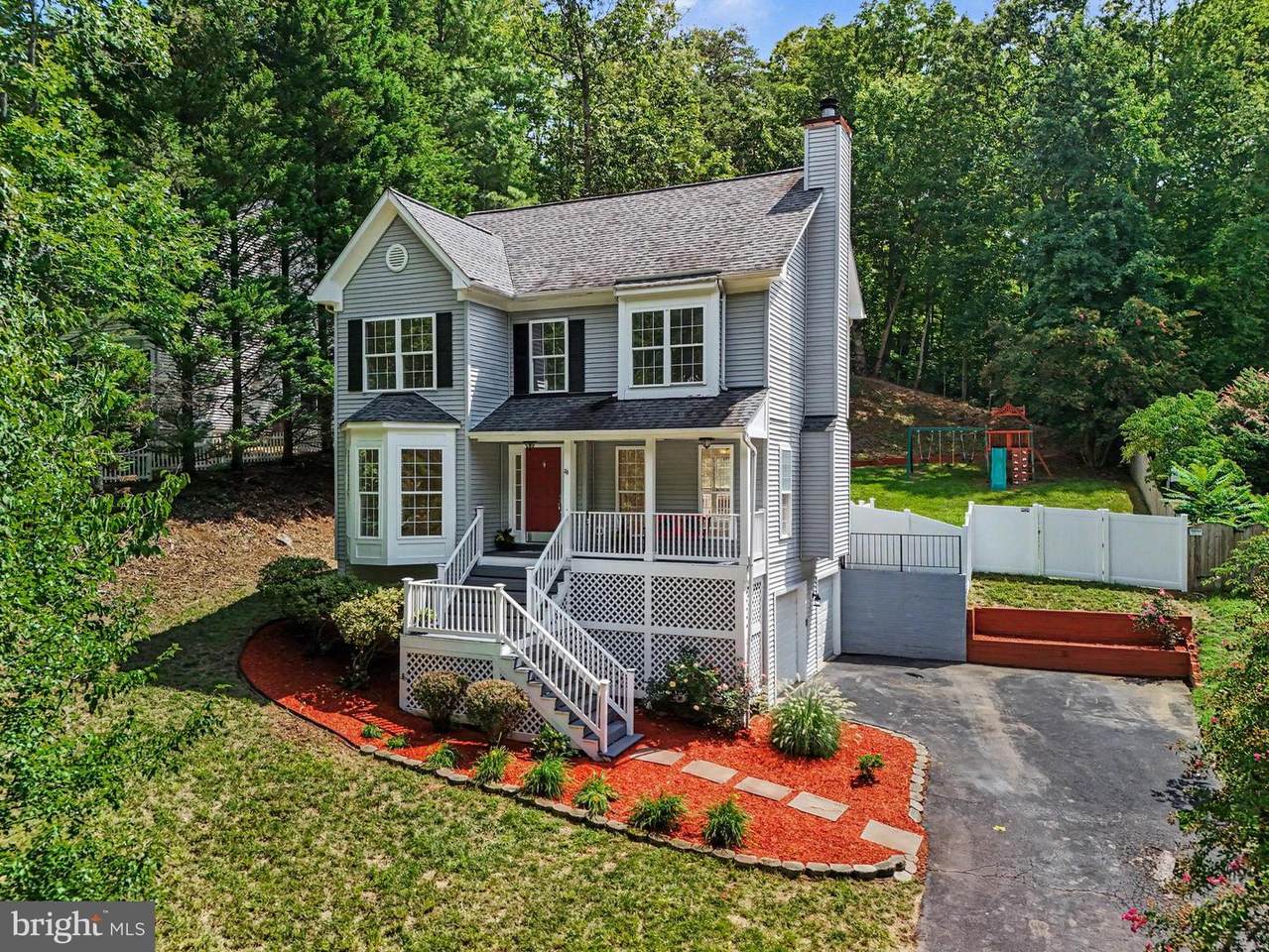 2019 Farragut Drive - Photo 1