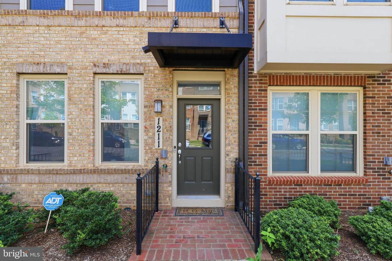 1211 Vermeer Avenue - Photo 1