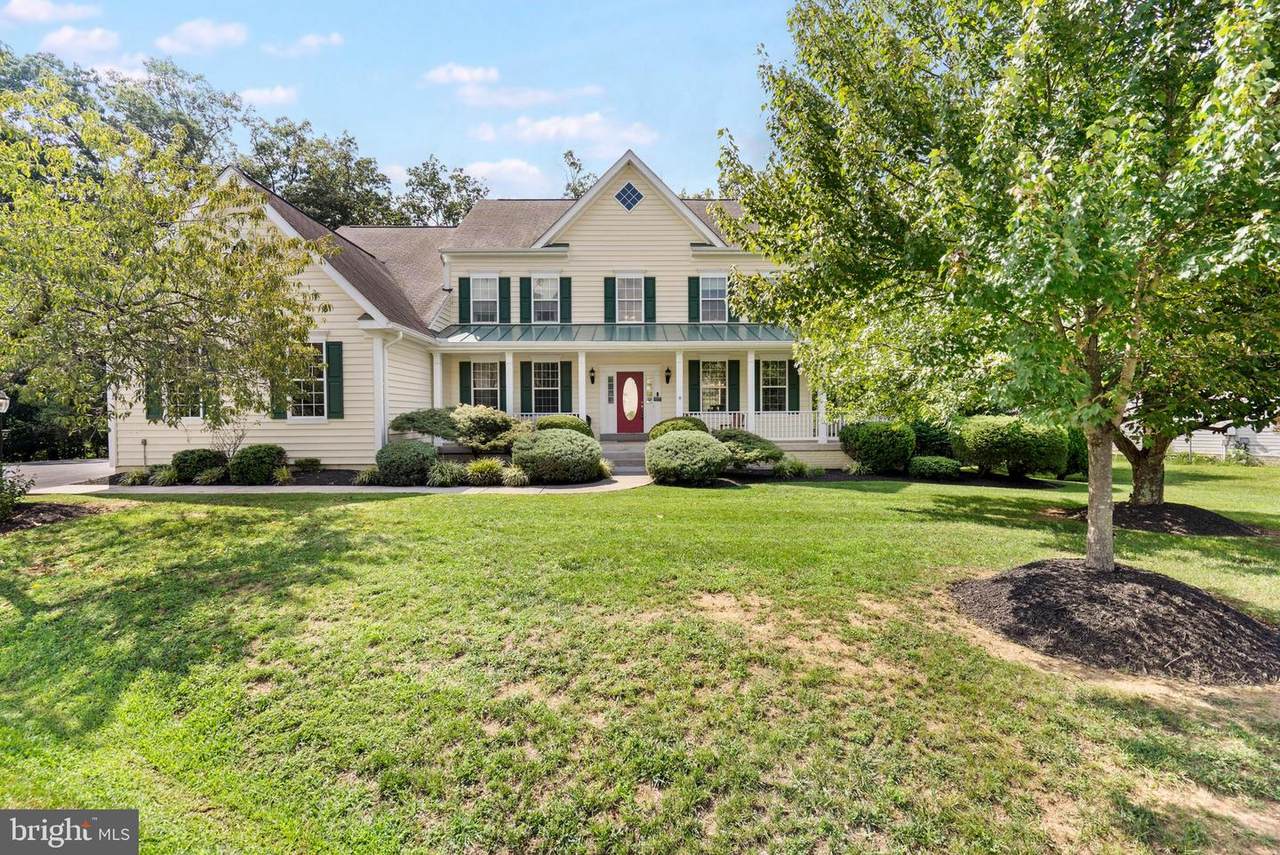 102 Aquifer Drive - Photo 1
