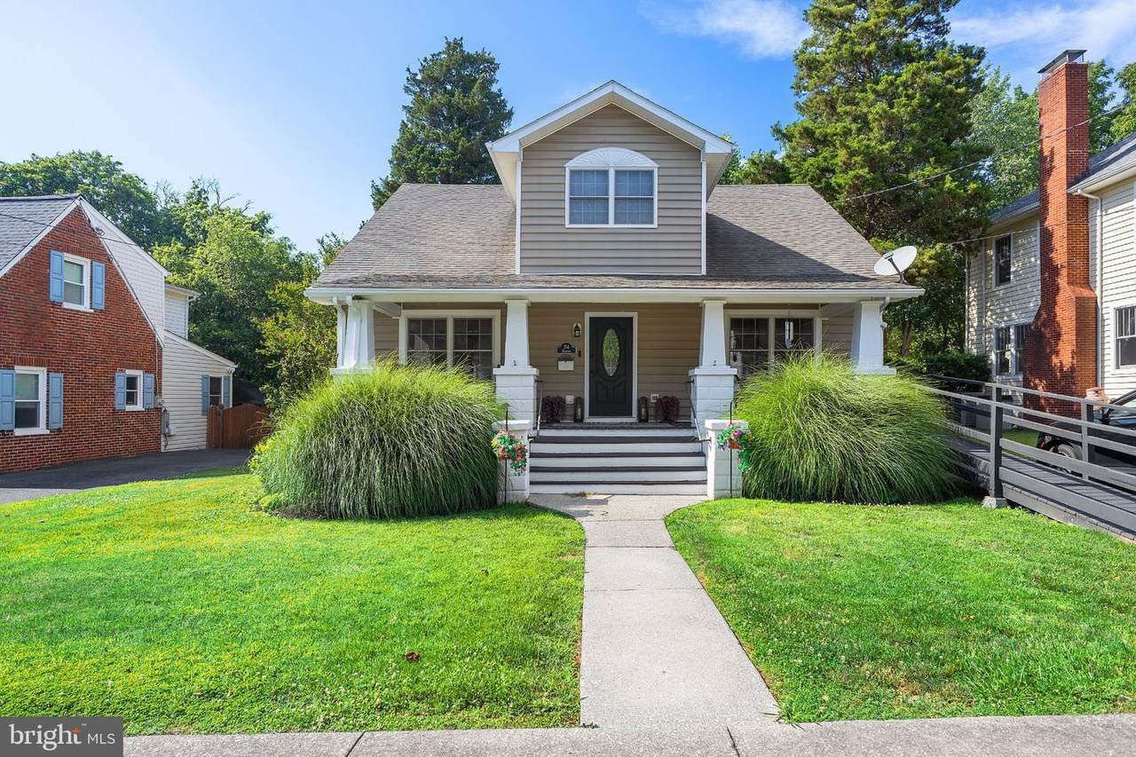 214 Belvedere Avenue - Photo 1
