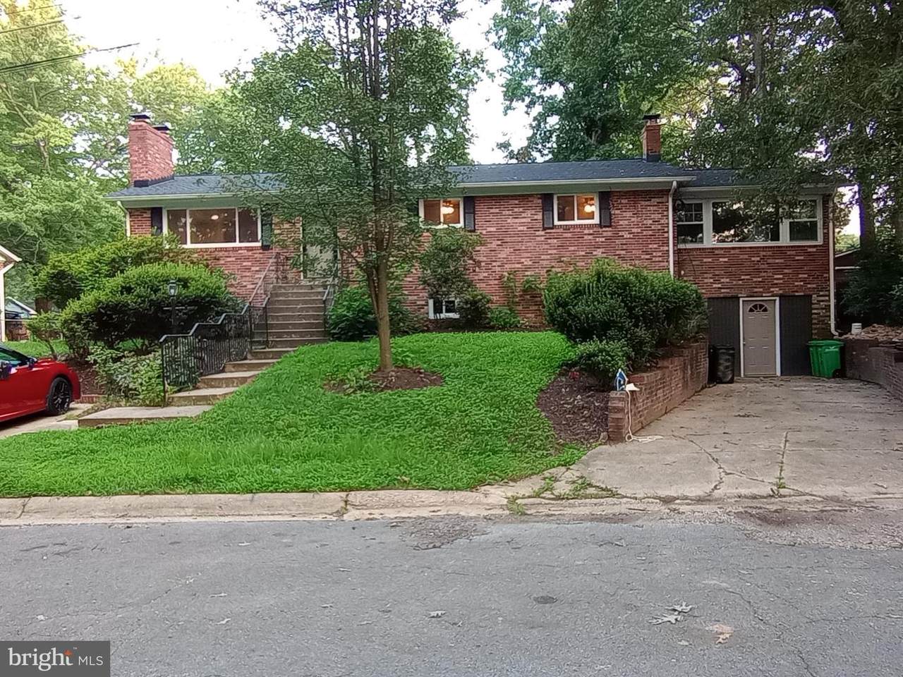 6009 Runnymeade - Photo 1
