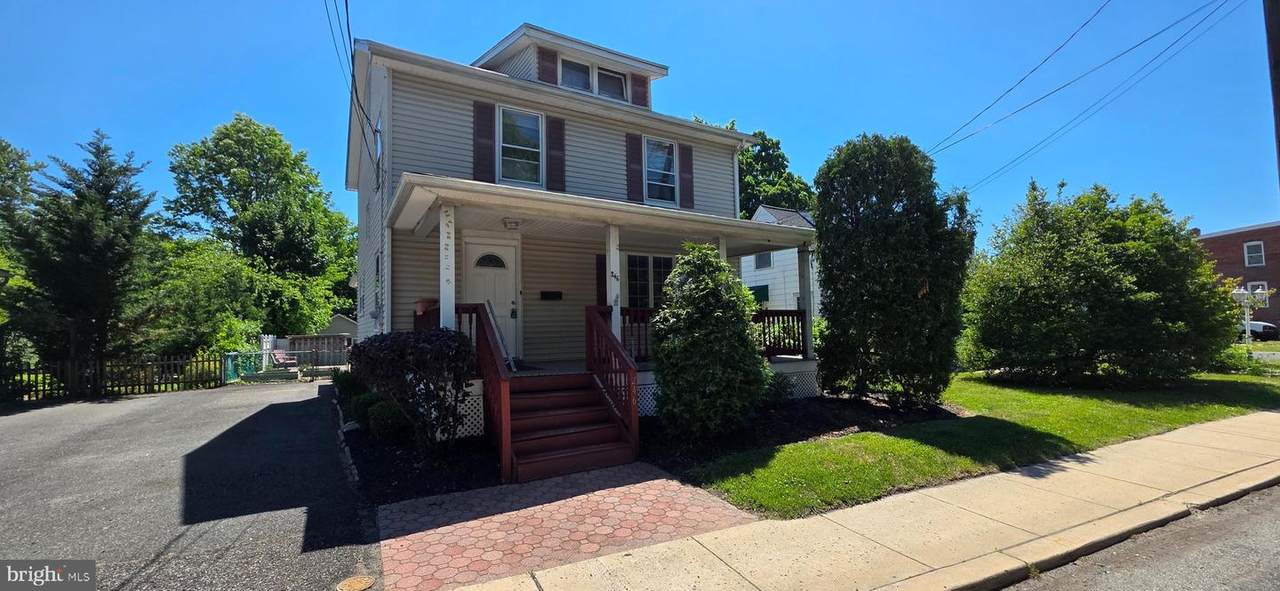 246 Franklin Street - Photo 1