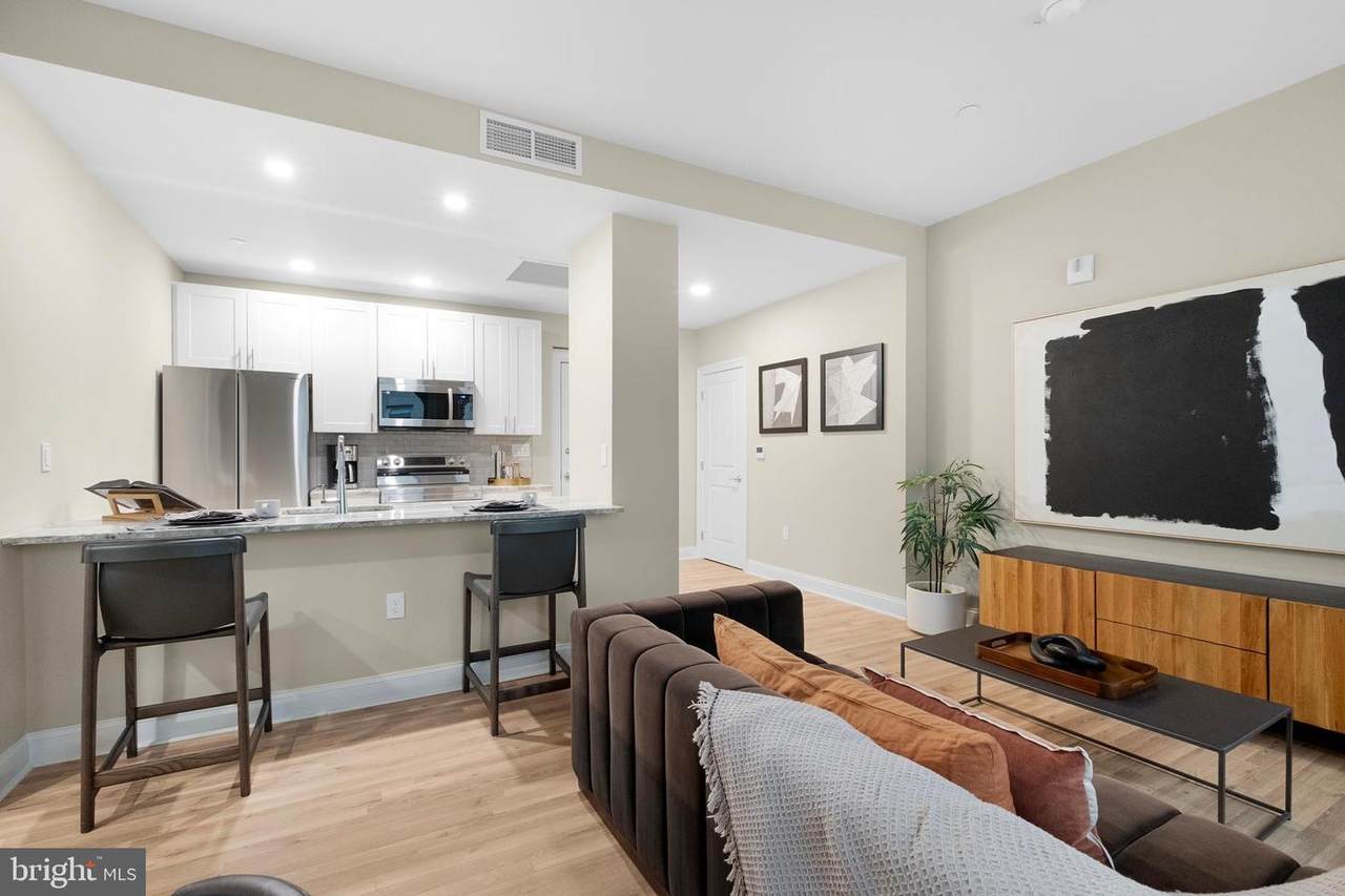 1420-22 Chestnut Street - Photo 1