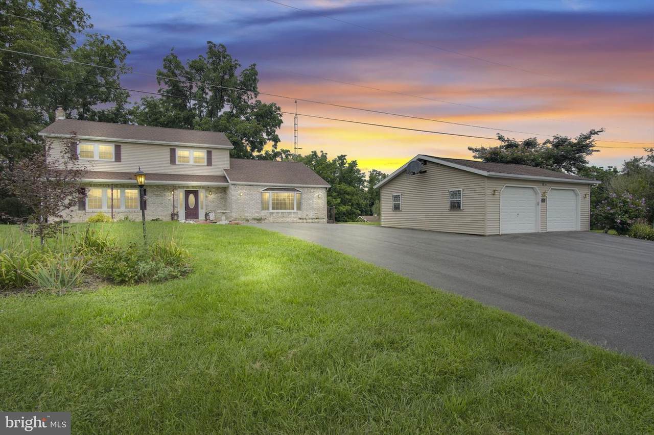 21 Loree Lane - Photo 1