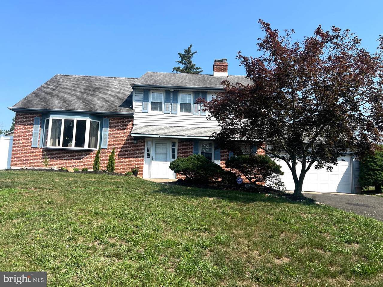 2 Thornhill Road - Photo 1