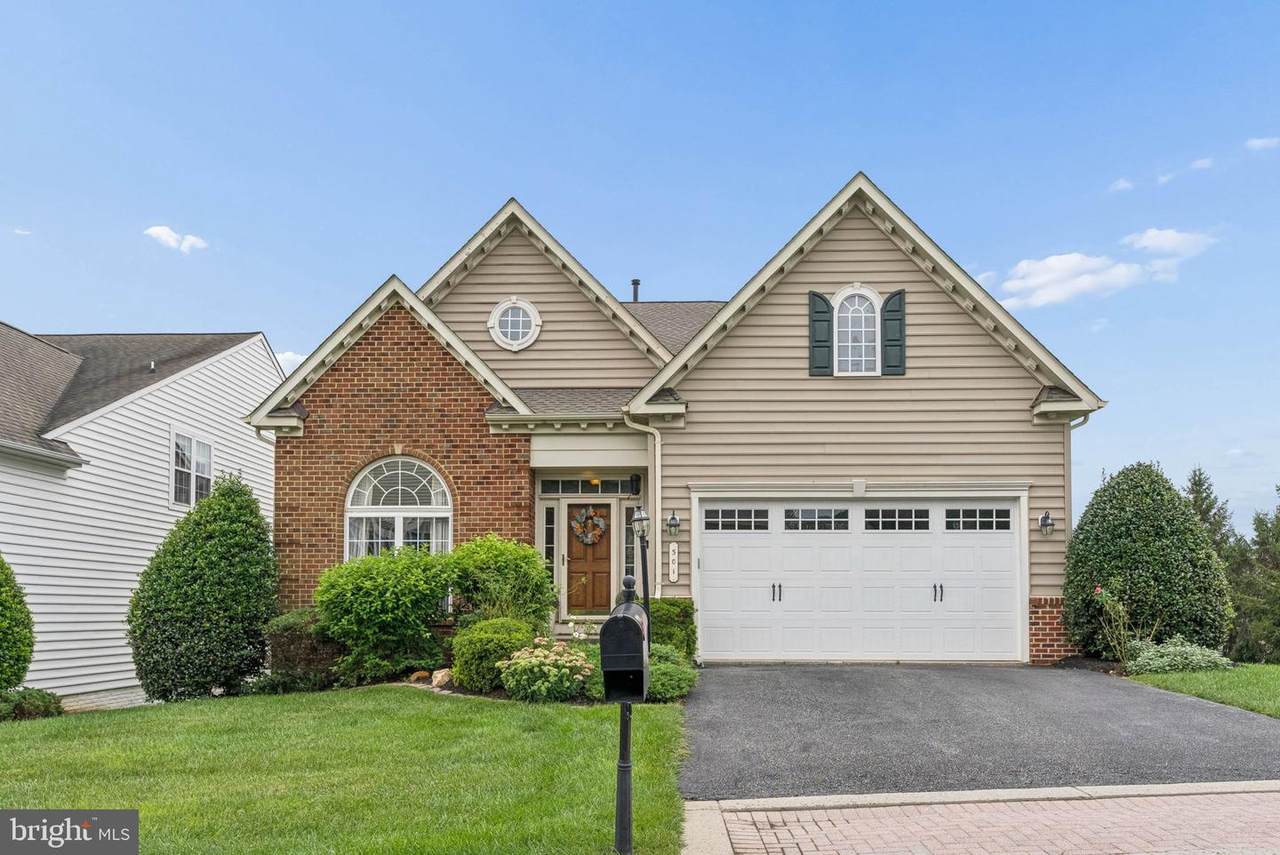 301 Avatar Court - Photo 1
