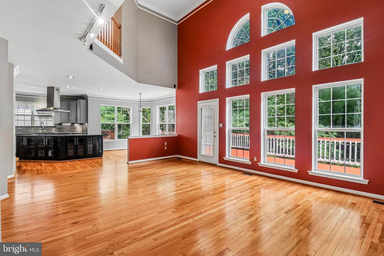 18428 Crownsgate Circle - Photo 1