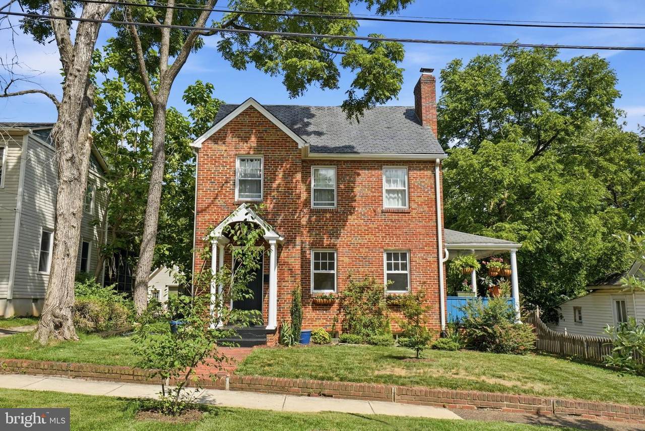 4209 30TH Street - Photo 1